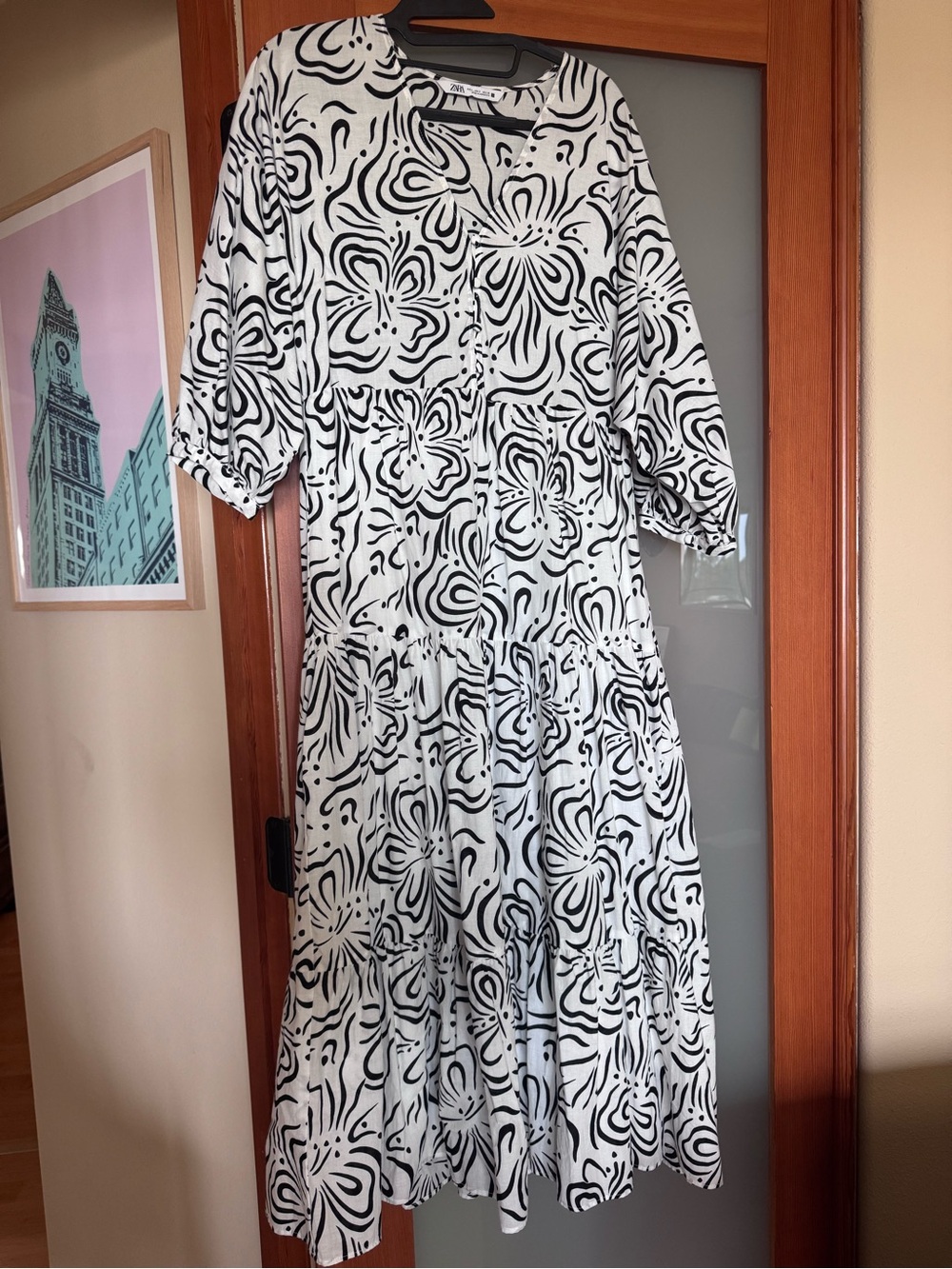 Zara Black & White Floral-Style Midi Dress